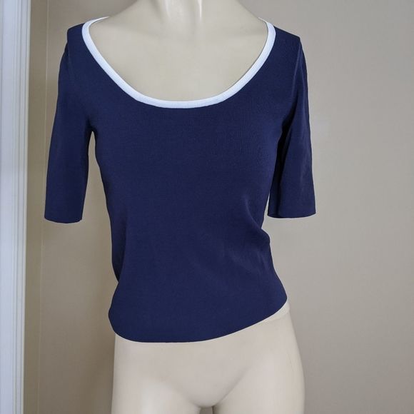 𝅺judith & Charles navy blue short sleeve blouse with white collar - Picture 3 of 10